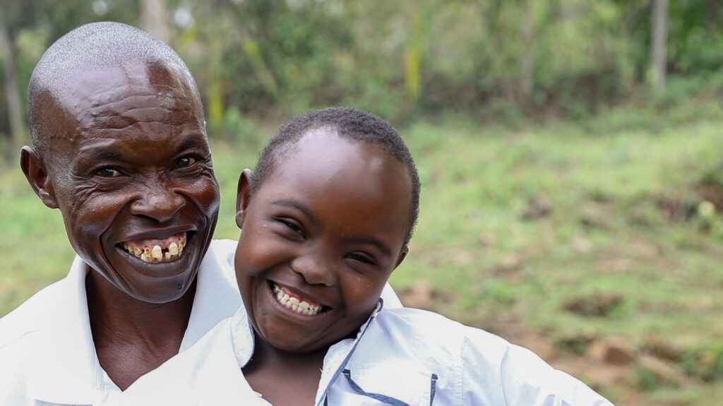 Irene sorridente con il suo papà